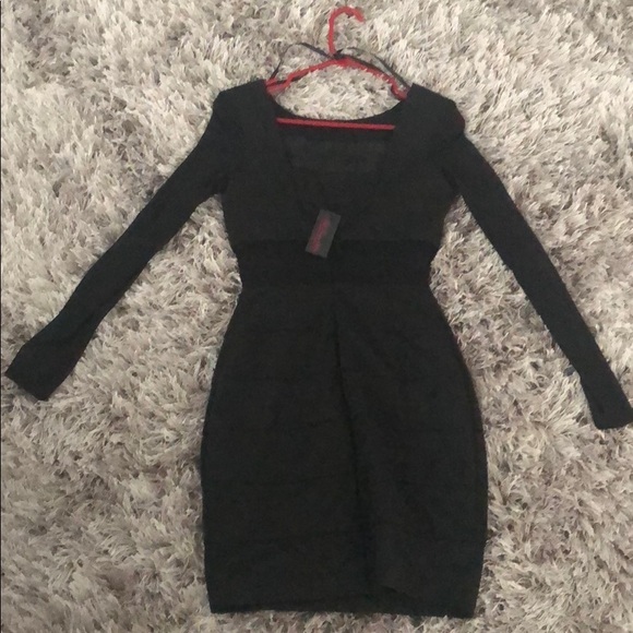 Black Mesh Inserts Long Sleeves Dress - Picture 2 of 2